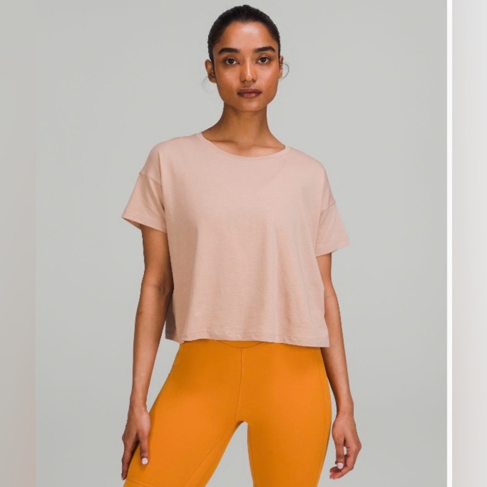 Lululemon Cates Tee